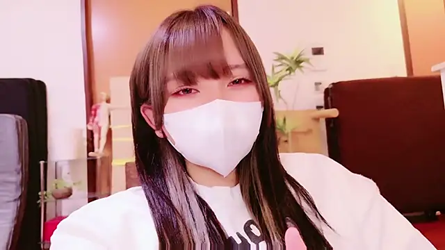 Snapshot of senachinnn chatting on 10-25-25, 07:16 senachinnn online show from 10-25-25, 07:16