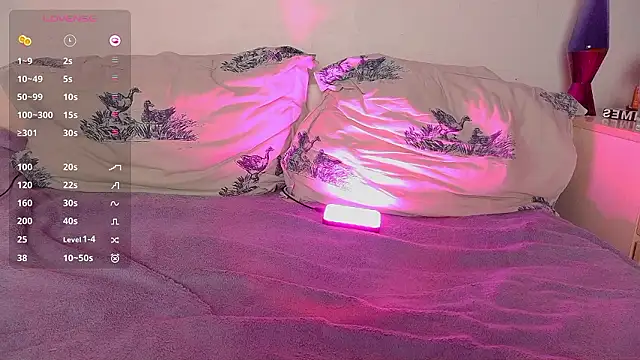 Snapshot of cheryl_mason chatting on 12-05-24, 03:37 cheryl mason online show from 12-05-24, 03:37