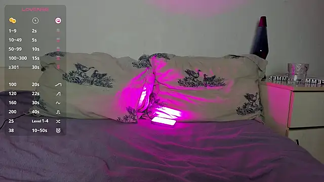 Snapshot of cheryl_mason chatting on 12-18-24, 01:26 cheryl mason online show from 12-18-24, 01:26