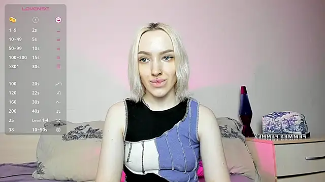 Snapshot of cheryl_mason chatting on 02-04-25, 01:45 cheryl mason online show from 02-04-25, 01:45