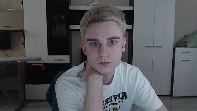 angryzan online show from 03-04-25, 10:57