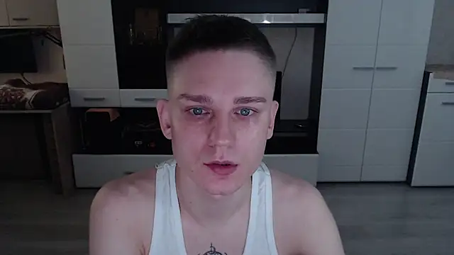 angryzan online show from 10-20-25, 04:46