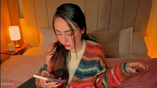 SofiMeza online show from 01-10-25, 12:06