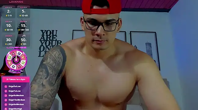 seancarreraa online show from 03-08-25, 01:06