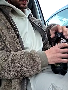 Zeefy online show from 10-30-25, 08:05