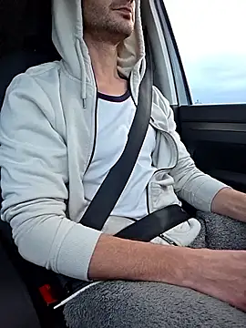 Zeefy online show from 02-13-26, 07:15