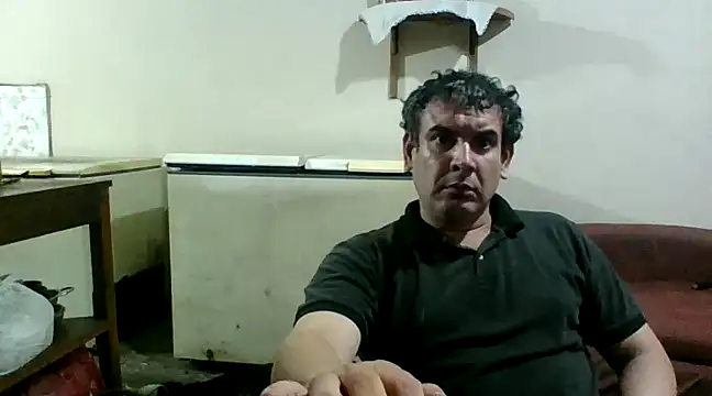 Rodrigo happy online show from 01-29-25, 07:04