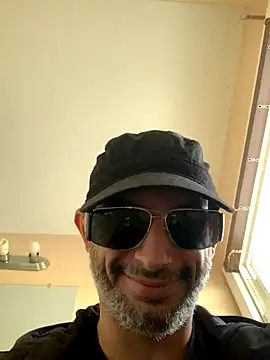 hailzeffn online show from 10-17-25, 03:25