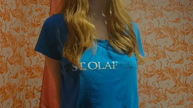 strawberrysmoothie online show from 01-30-25, 03:00