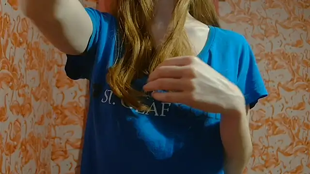 strawberrysmoothie online show from 03-15-25, 05:08