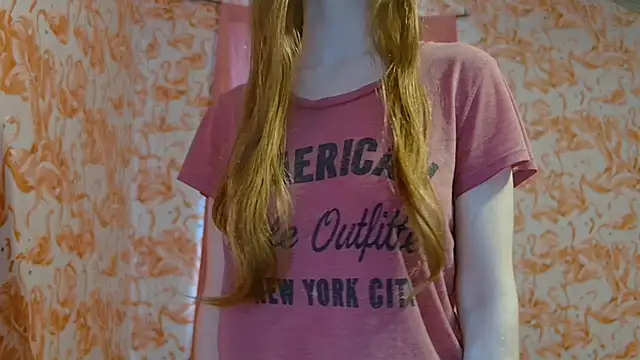 strawberrysmoothie online show from 10-04-25, 08:07