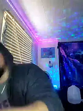 Snapshot of Spunonymous chatting on 01-12-25, 08:47 Spunonymous online show from 01-12-25, 08:47