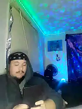 Snapshot of Spunonymous chatting on 01-13-25, 02:07 Spunonymous online show from 01-13-25, 02:07