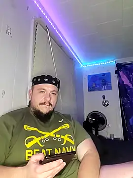 Snapshot of Spunonymous chatting on 01-26-25, 10:23 Spunonymous online show from 01-26-25, 10:23