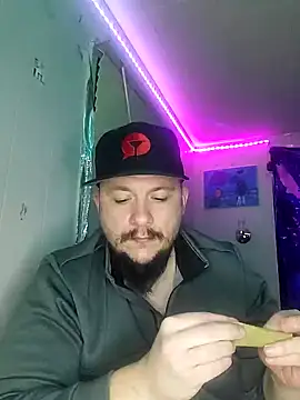 Snapshot of Spunonymous chatting on 02-03-25, 08:02 Spunonymous online show from 02-03-25, 08:02