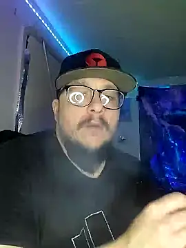 Snapshot of Spunonymous chatting on 02-10-25, 02:41 Spunonymous online show from 02-10-25, 02:41