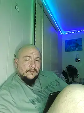 Snapshot of Spunonymous chatting on 03-16-25, 10:42 Spunonymous online show from 03-16-25, 10:42