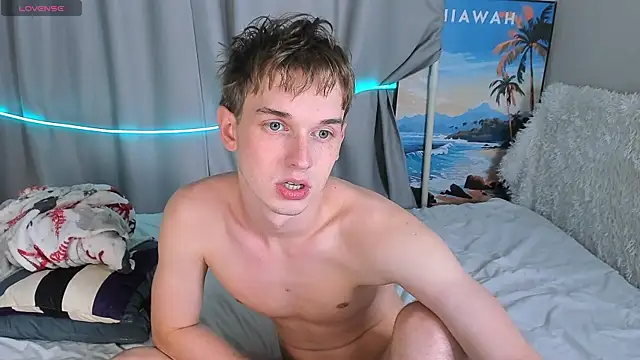 Snapshot of 4ever_dude chatting on 10-18-25, 02:29 4ever dude online show from 10-18-25, 02:29