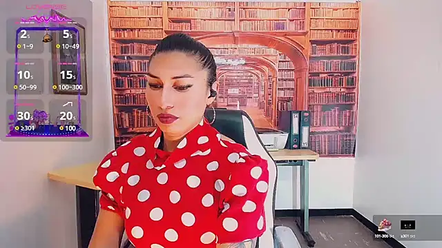 khiara moretti online show from 02-06-25, 10:32