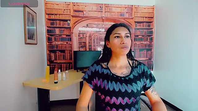 khiara moretti online show from 02-26-25, 07:38