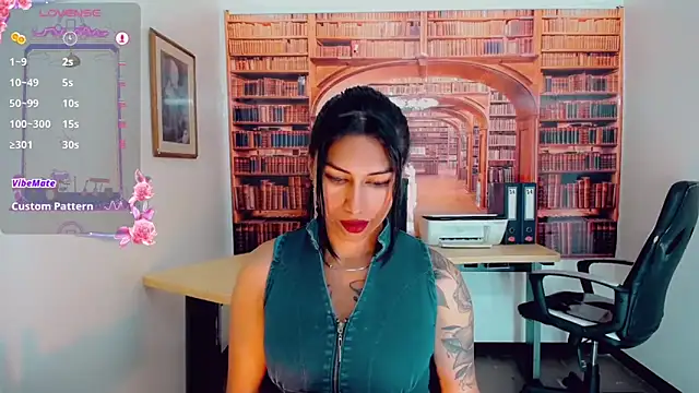 khiara moretti online show from 03-06-25, 10:47