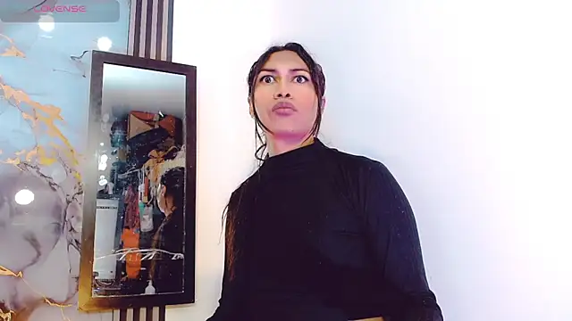 khiara moretti online show from 11-08-25, 11:10