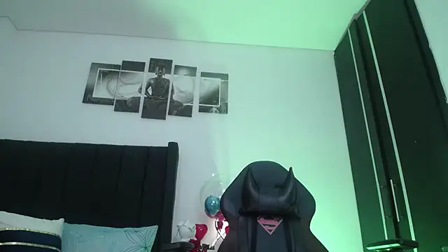 muscle ares online show from 02-18-25, 10:49