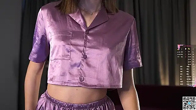 Snapshot of AnneKlint chatting on 12-07-24, 08:22 AnneKlint online show from 12-07-24, 08:22