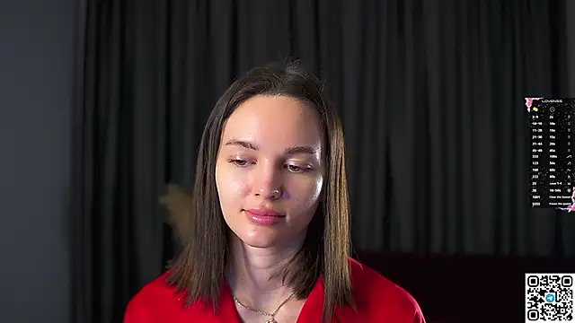 Snapshot of AnneKlint chatting on 12-21-24, 05:14 AnneKlint online show from 12-21-24, 05:14