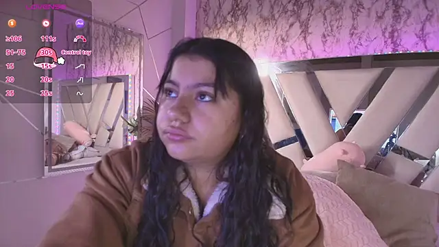 Snapshot of Miaa_Smiith1 chatting on 12-14-24, 11:39 Miaa Smiith1 online show from 12-14-24, 11:39