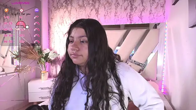 Snapshot of Miaa_Smiith1 chatting on 12-15-24, 11:34 Miaa Smiith1 online show from 12-15-24, 11:34