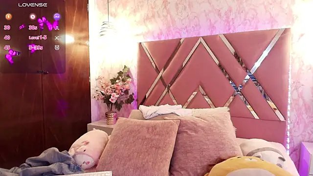 Snapshot of Miaa_Smiith1 chatting on 03-01-25, 03:16 Miaa Smiith1 online show from 03-01-25, 03:16