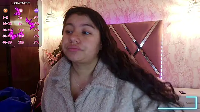 Snapshot of Miaa_Smiith1 chatting on 03-10-25, 12:15 Miaa Smiith1 online show from 03-10-25, 12:15