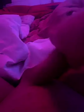 Snapshot of LucaDonna998 chatting on 12-03-24, 10:29 LucaDonna998 online show from 12-03-24, 10:29