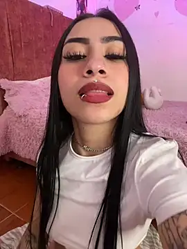 Snapshot of Bunny_sexy01 chatting on 02-15-25, 02:15 Bunny sexy01 online show from 02-15-25, 02:15