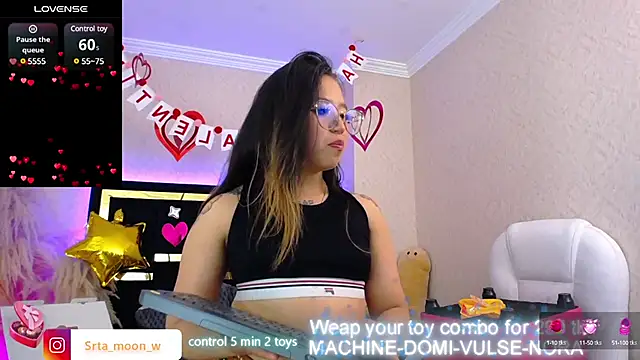 Snapshot of Moon_Water__ chatting on 03-11-25, 11:12 Moon Water online show from 03-11-25, 11:12