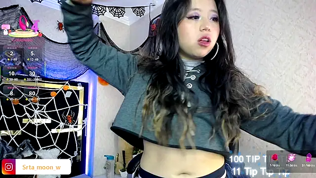 Snapshot of Moon_Water__ chatting on 10-06-25, 11:40 Moon Water online show from 10-06-25, 11:40