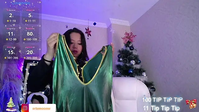 Snapshot of Moon_Water__ chatting on 11-25-25, 10:04 Moon Water online show from 11-25-25, 10:04