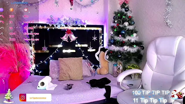 Snapshot of Moon_Water__ chatting on 11-28-25, 10:29 Moon Water online show from 11-28-25, 10:29