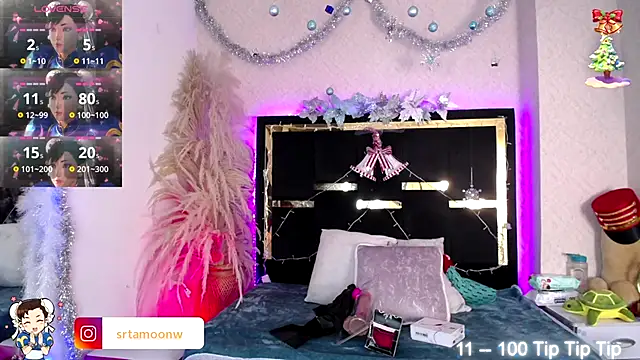 Snapshot of Moon_Water__ chatting on 12-15-25, 10:41 Moon Water online show from 12-15-25, 10:41