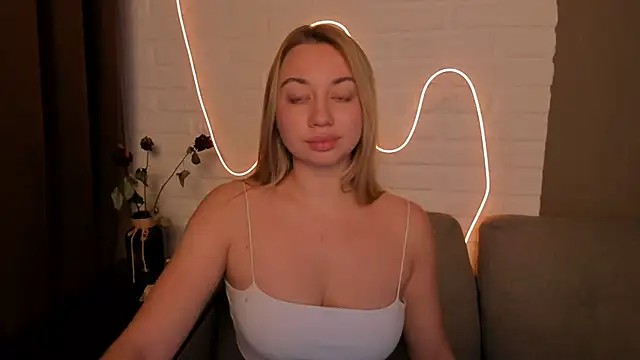 DanielaWisse online show from 12-03-24, 02:58