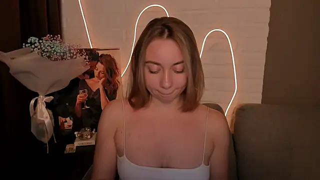 DanielaWisse online show from 12-18-24, 04:20