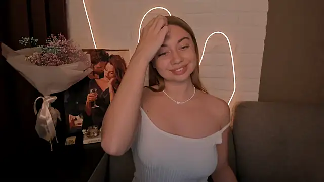 DanielaWisse online show from 12-25-24, 02:03