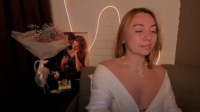 DanielaWisse online show from 12-29-24, 09:52