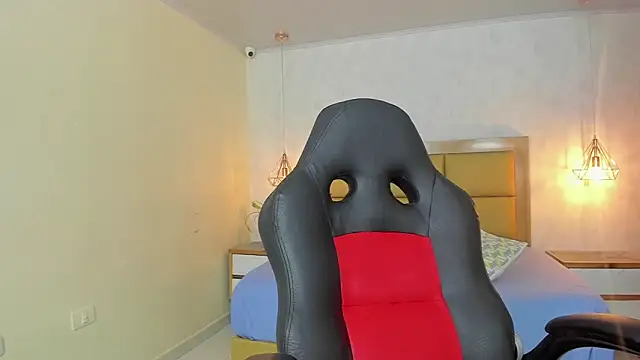 LARSONMIA online show from 09-19-25, 12:17