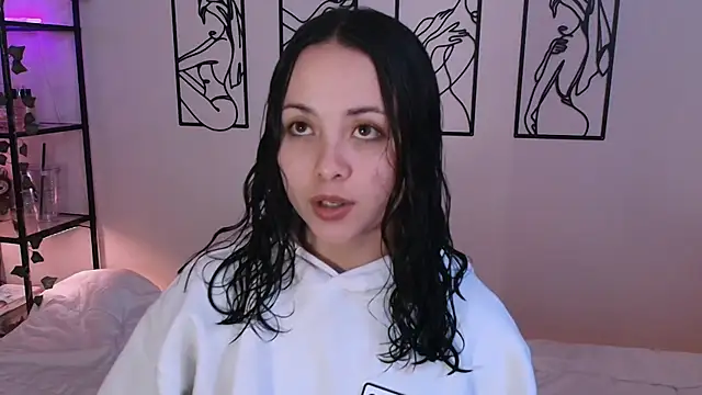 Megan Rodrigo online show from 10-23-25, 05:12