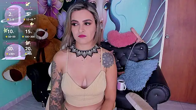 Snapshot of mia_bigtits17 chatting on 02-22-26, 07:23 mia bigtits17 online show from 02-22-26, 07:23