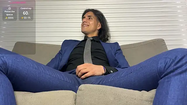 Tom blunt96 online show from 01-19-25, 09:02