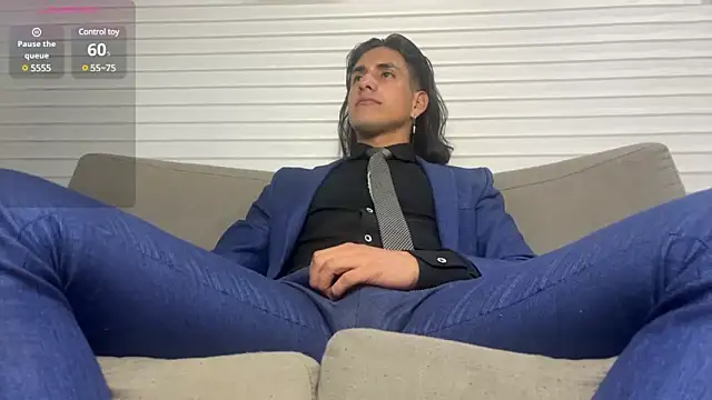 Tom blunt96 online show from 01-21-25, 02:22