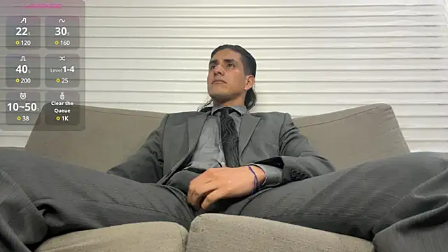 Tom blunt96 online show from 01-28-25, 03:47